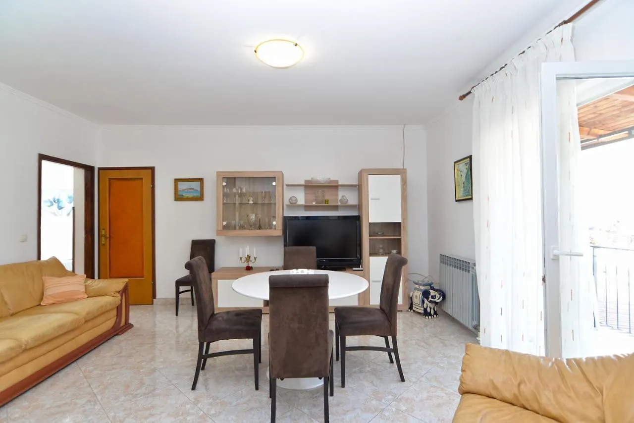 Apartments Mira 615 Rovinj Kroatië