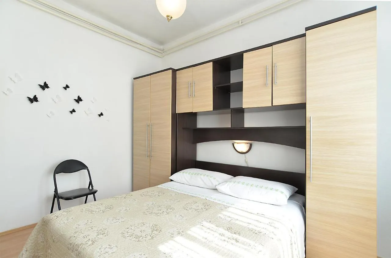 Apartments Mira 615 Rovinj