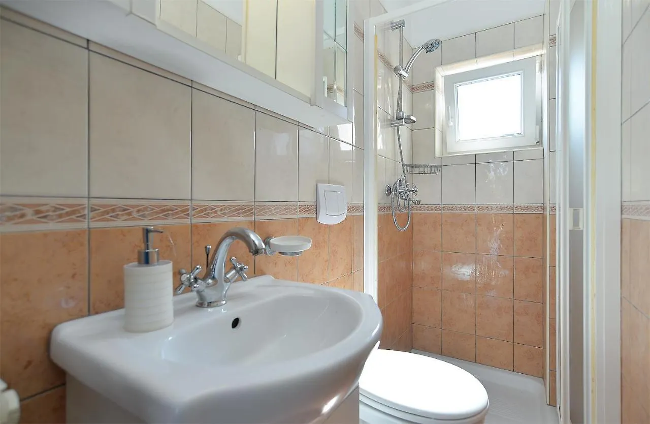 Apartments Mira 615 Rovinj