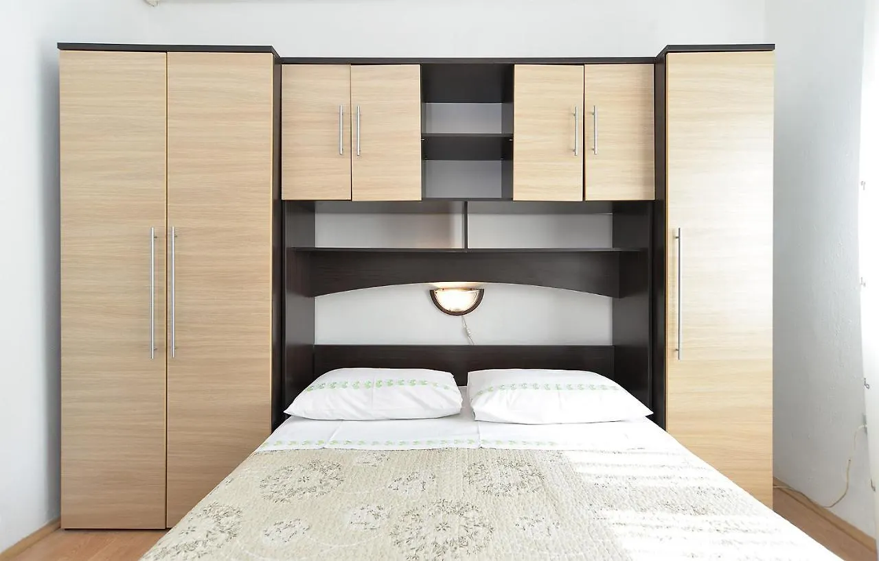 Apartments Mira 615 Rovinj