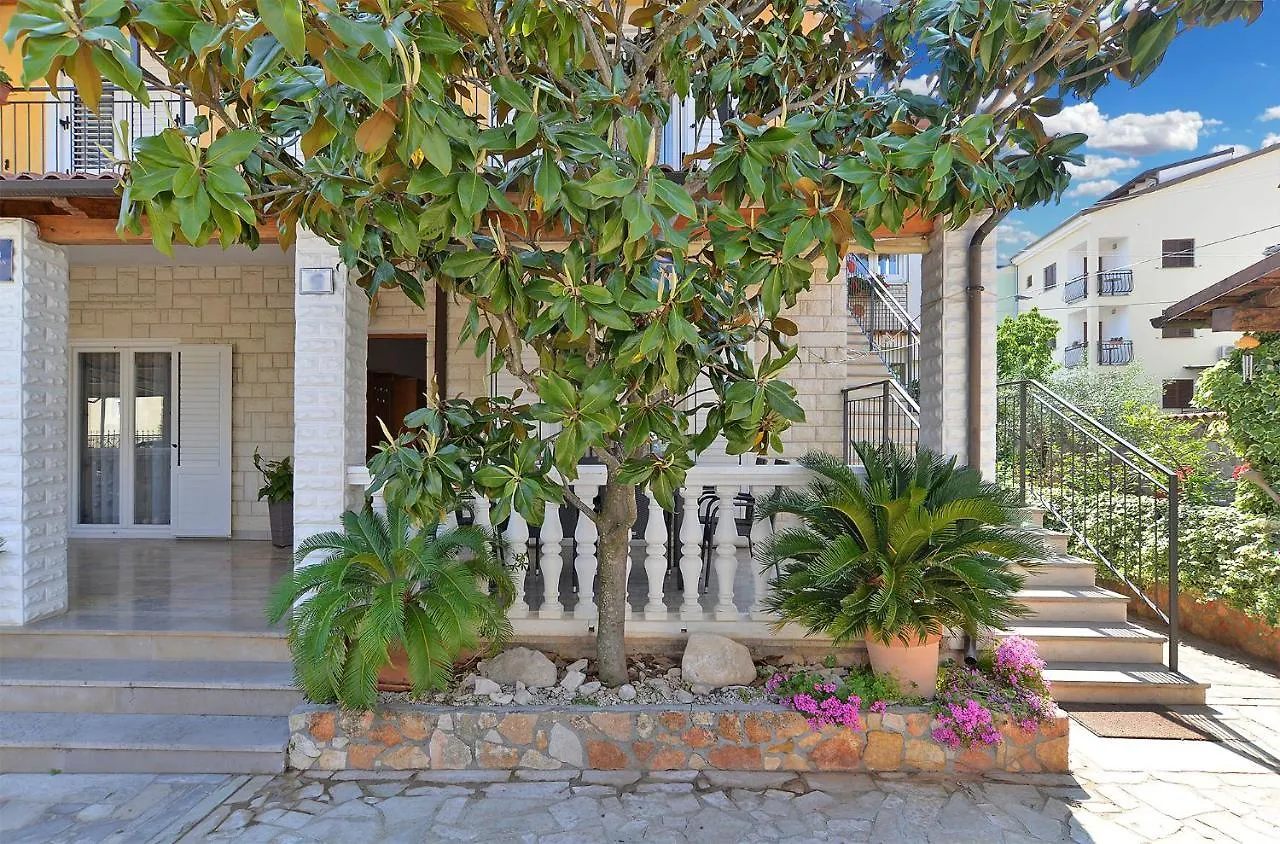 Apartments Mira 615 0*, Rovinj Croatia